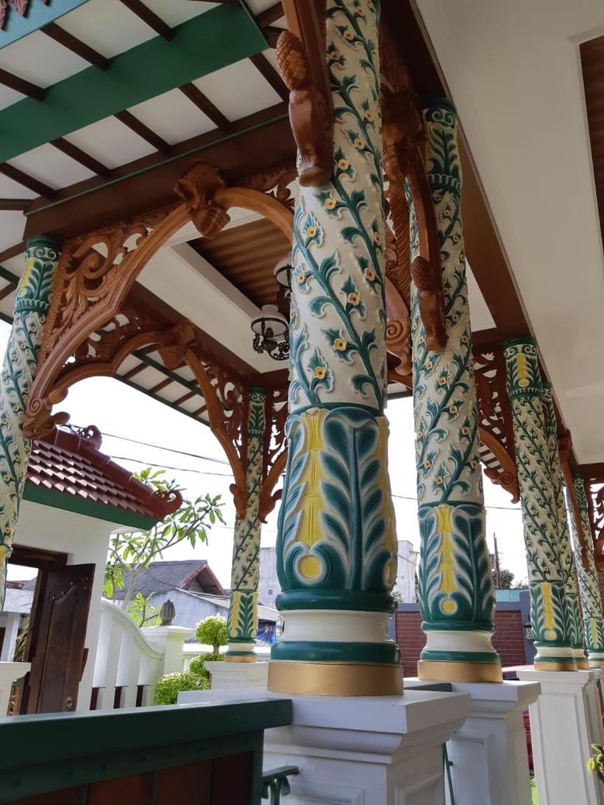 Rumah Jawa Guest House Yogyakarta Exteriör bild
